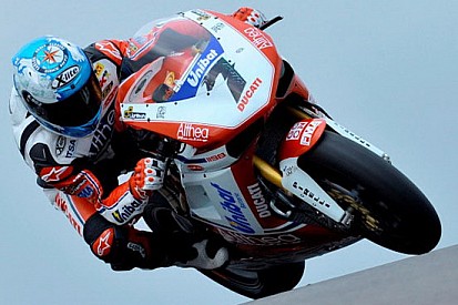 Phillip Island, Day 2: Checa si conferma al top