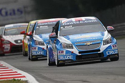 Huff, Muller, Menu: tris Chevrolet nelle qualifiche