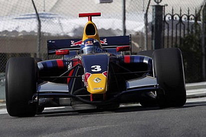 Super pole position di Ricciardo a Montecarlo