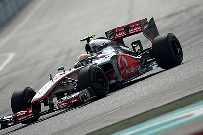 Sepang, Libere 1: Hamilton stacca subito tutti