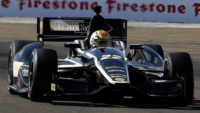 La Lotus non ha abbastanza motori per i test