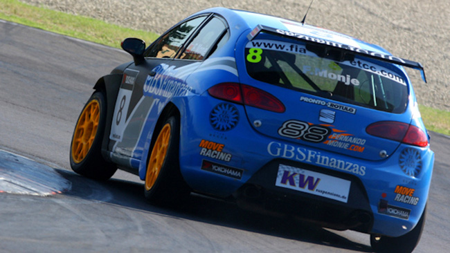 Fernando Monje domina Gara 2 a Imola
