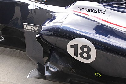 La Williams ha modificato la pancia e le prese dei freni