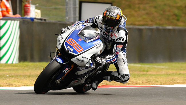 Mugello, Warm Up: Lorenzo prova a scappare via