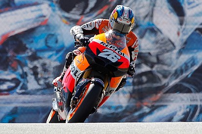 Laguna Seca, Libere 2: Pedrosa tenta la fuga
