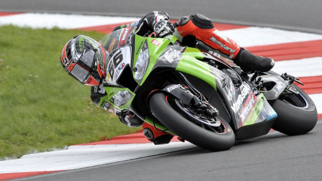 Portimão, Gara 1: Sykes vince e rientra in lotta