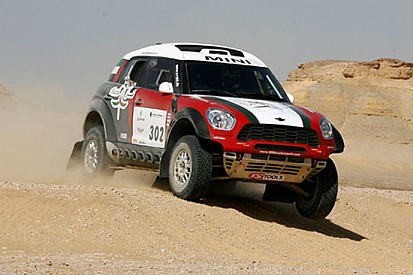Pharaons Rally: Al-Mutawei e la Mini partono bene
