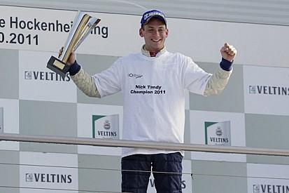 Nick Tandy diventa un pilota ufficiale Porsche