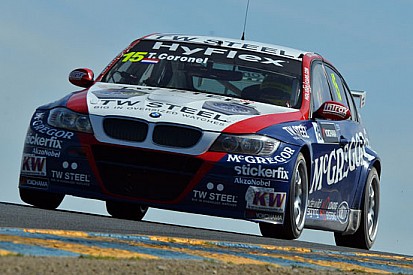 Tom Coronel resta alla ROAL Motorsport nel 2013