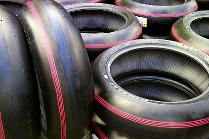 Pirelli dedica una gomma alla festa della mamma