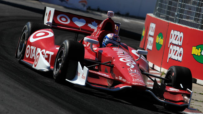 Scott Dixon trionfa nella prima gara di Toronto