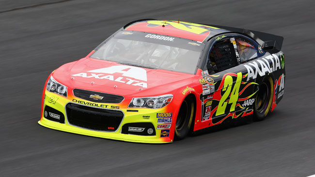 Jeff Gordon conquista la pole a Charlotte