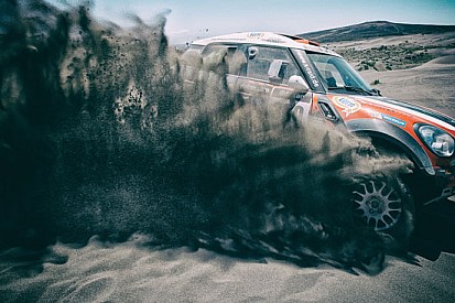 Dakar: alla ripartenza sono 226 i mezzi ancora in gara