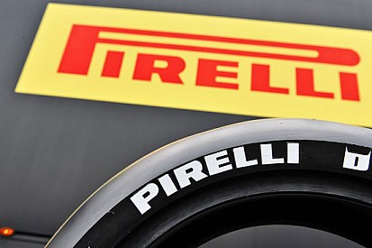 Caos gomme in SBK: la Pirelli minaccia di lasciare!