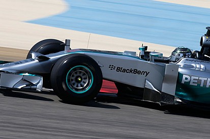 Bahrein, Day 4: Mercedes svetta, Raikkonen sbatte!