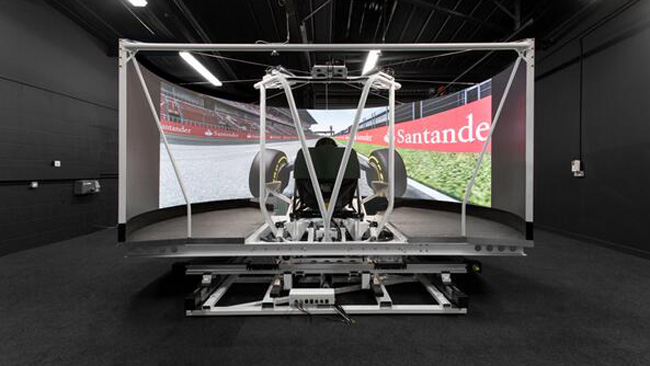 Caterham: ecco il simulatore a piattaforma