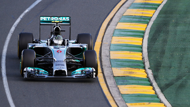 Gp Australia: Rosberg porta in fuga la Mercedes