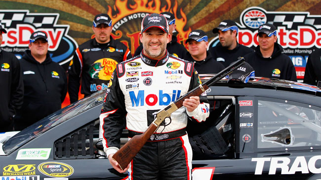 Tony Stewart ritrova la pole position in Texas