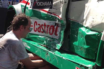 Ecco come si è conciata la Honda di Tarquini