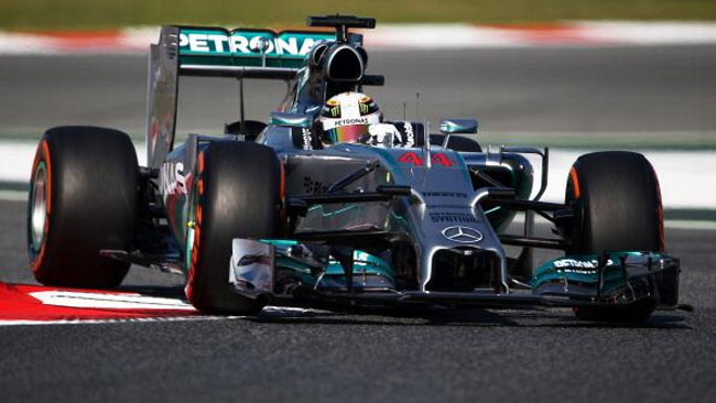 Barcellona, Libere 2: Hamilton sembra inarrestabile