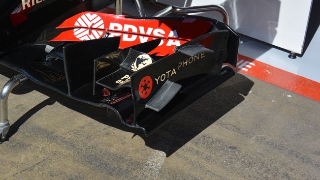 Lotus: nuova ala anteriore con paratie incurvate