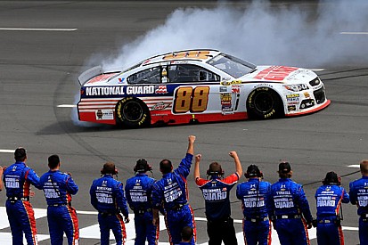 Dale Earnhardt Jr torna al successo a Pocono