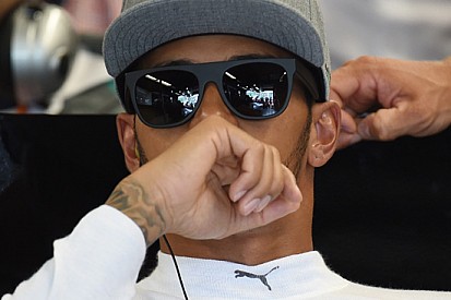 Hamilton a Maranello. Un tweet e tante congetture...