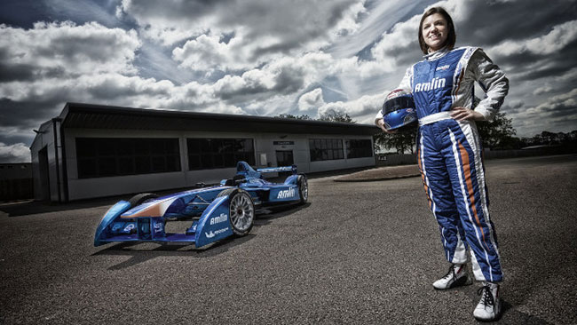 Katherine Legge è la prima ragazza della Formula E