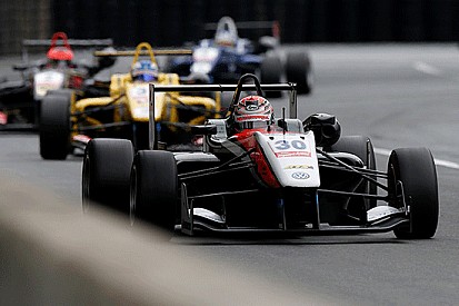 Inarrestabile Verstappen: ecco la sesta di fila!
