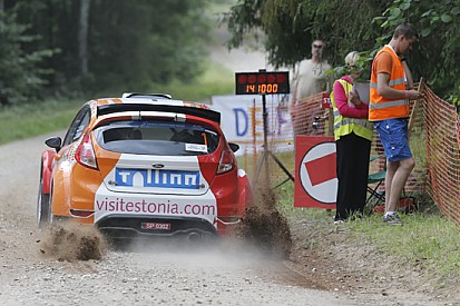 Estonia, PS1: Tänak parte subito fortissimo