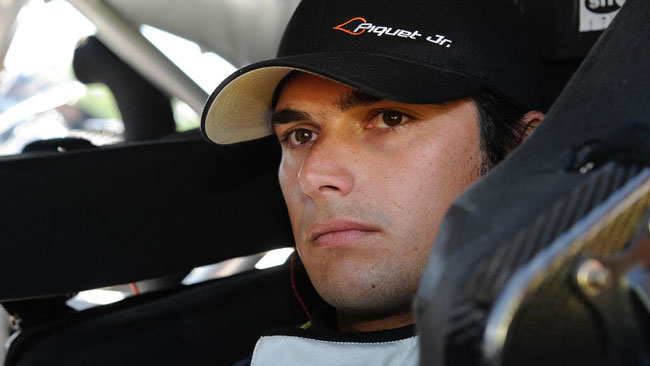 Nelsinho Piquet prova la monoposto del Team China