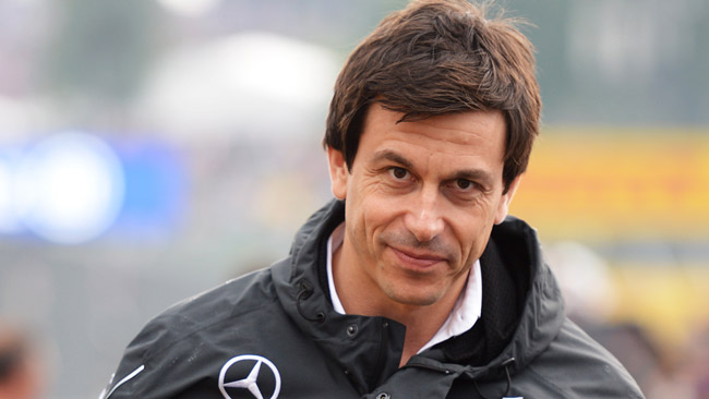 Toto Wolff dice basta agli ordini di scuderia