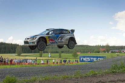 Finlandia, PS25: Ogier tenta l'ultimo assalto