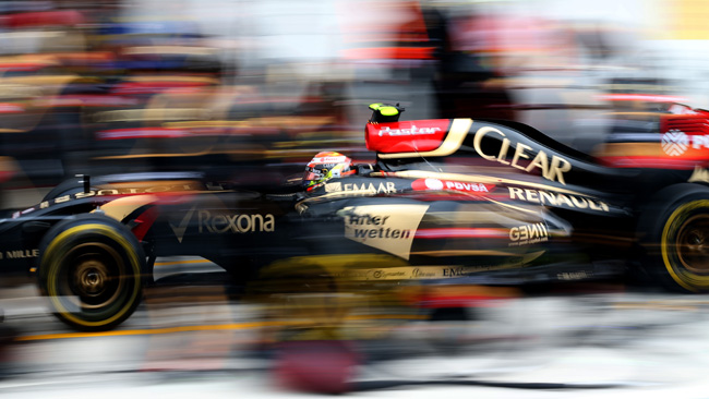 Lotus dovrà pagare il motore Mercedes in anticipo
