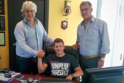 Ufficiale: Stefan Bradl ha firmato con il Forward Racing