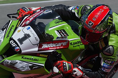 Tom Sykes con Kawasaki per altri due anni
