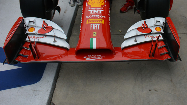 La Ferrari utilizza l'ala davanti più scarica
