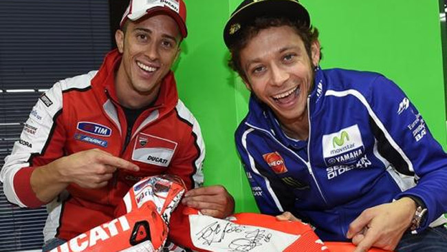 Dovi mette all'asta per beneficenza la tuta di Indy