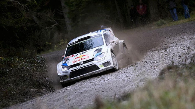 Galles, PS17: Ogier chiude saldamente in testa