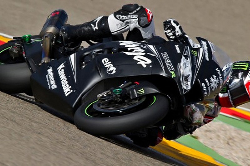 Pochi giri solo per Rea in casa Kawasaki ad Aragon