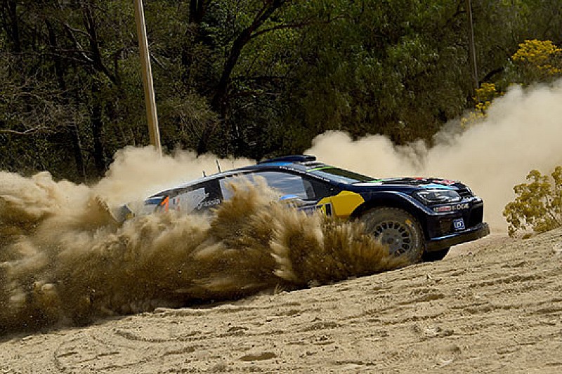 Messico, PS11: E' subito duello Ogier-Latvala