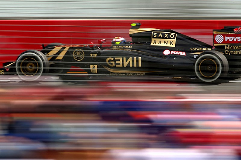 E' Ecclestone che paga l'hotel del team Lotus?