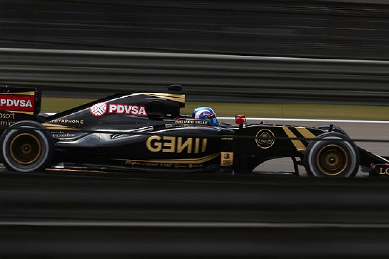 Palmer sulla Lotus nelle libere e nei test in Spagna