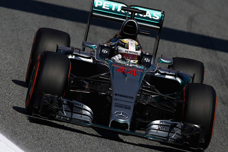 Barcellona, Libere 2: dietro a Hamilton c'è la Ferrari