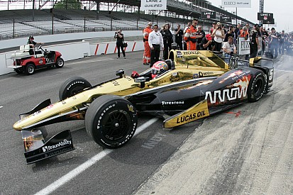 Hinchliffe fue llevado al hospital tras violento accidente