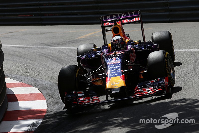 Ricciardo espera evitar el cambio de motor