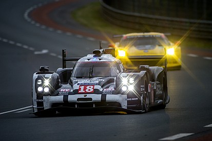 Три экипажа Porsche выиграли первую квалификацию