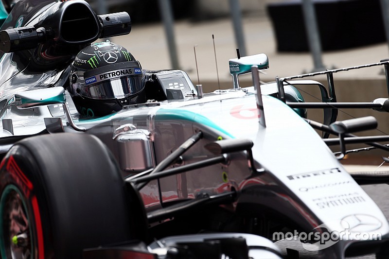 Nico Rosberg mantém Mercedes na frente e fecha o segundo dia de testes no topo
