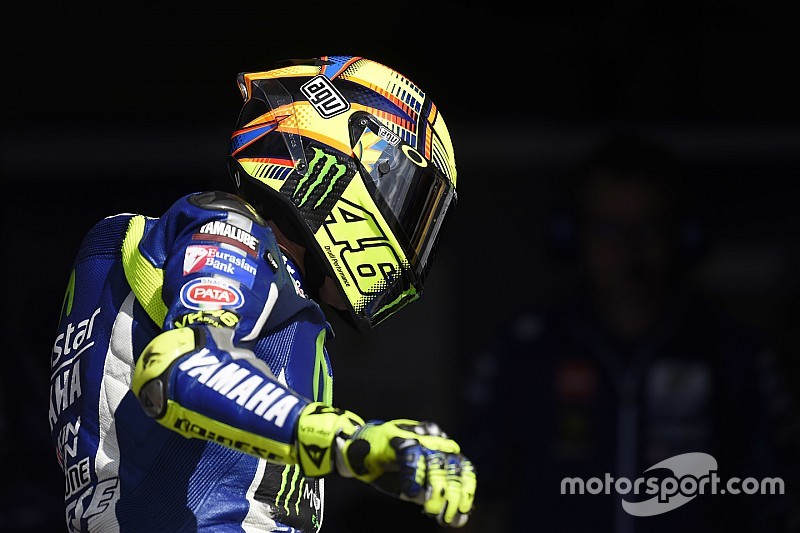 Rossi admite errores en su calificación