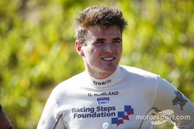 Oliver Rowland va tester une Red Bull à Silverstone